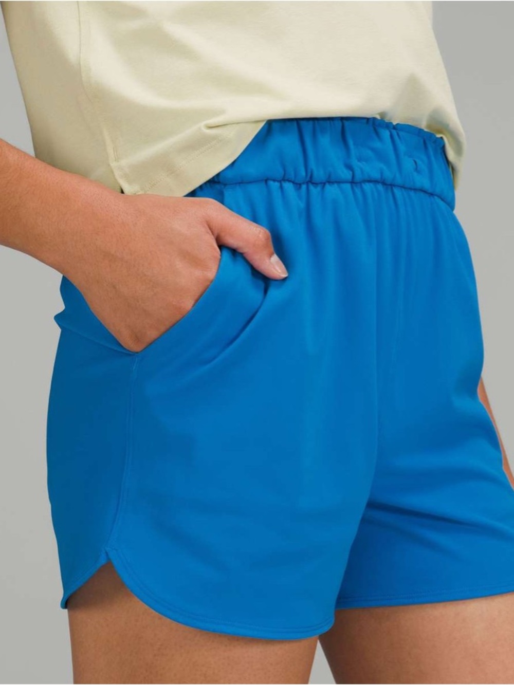 Lululemon Stretch Luxtreme High Rise Short 3.5” Size 8 Drawcord Pockets W7BRNS